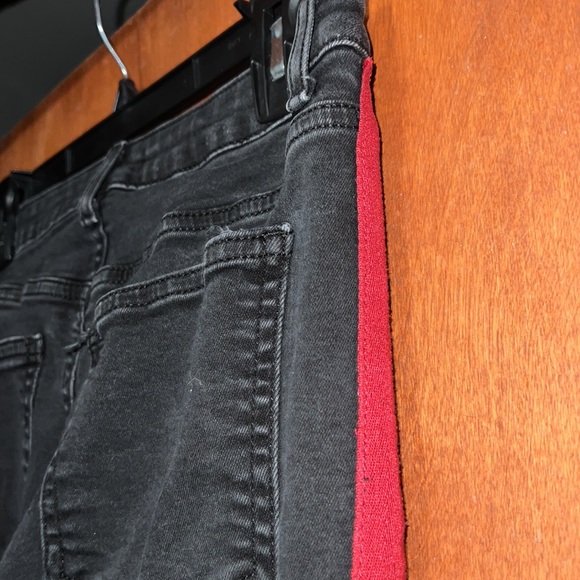 Forever 21- black jeans with red denim stripe down side- 27 - Picture 6 of 7